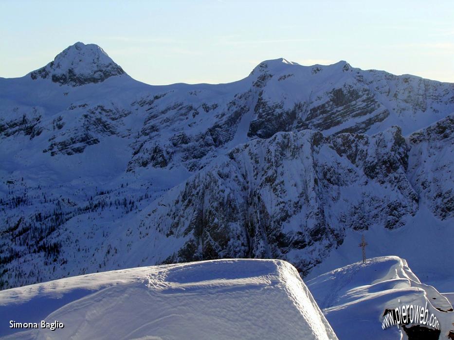 07 Verso la seconda croce vista sul Ferrante.jpg